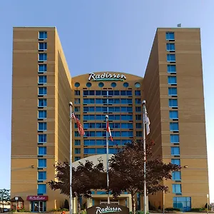 https://radisson-suite-hotel-toronto-airport.hotelstorontoontario.org
