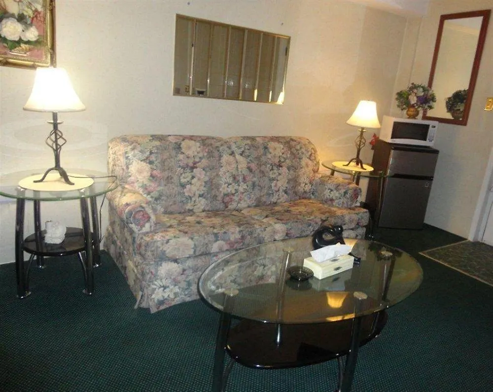 Niagara Parkway Court Motel 2*, Niagara Falls