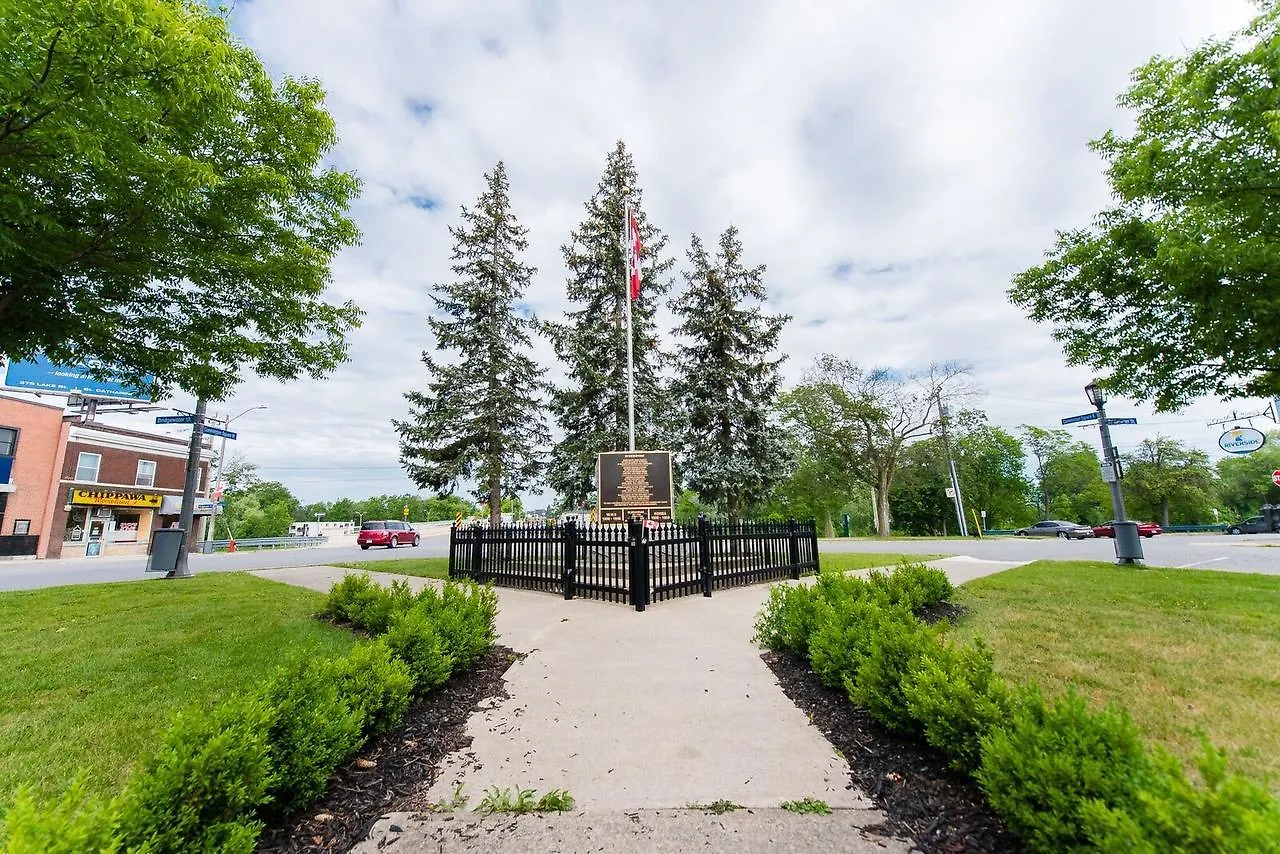 Niagara Parkway Court Motel 2*, Niagara Falls